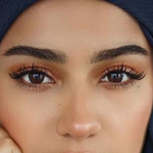 mat-trung-dong-dep-khong-giai-dap-chi-tiet-ve-phong-cach-mat-quyen-ru-tu-vung-trung-dong